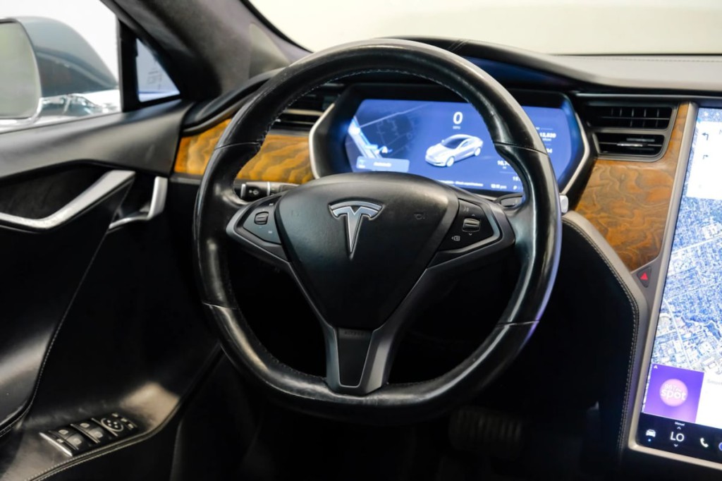 2018 Tesla Model S Image 22