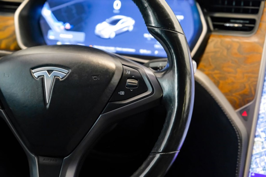 2018 Tesla Model S Image 24