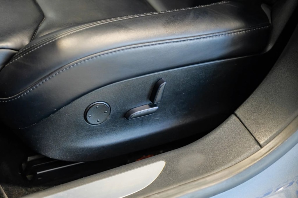 2018 Tesla Model S Image 34