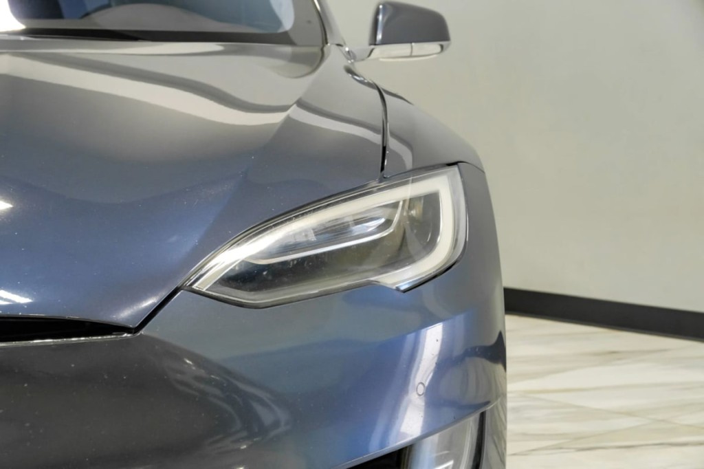 2018 Tesla Model S Image 49