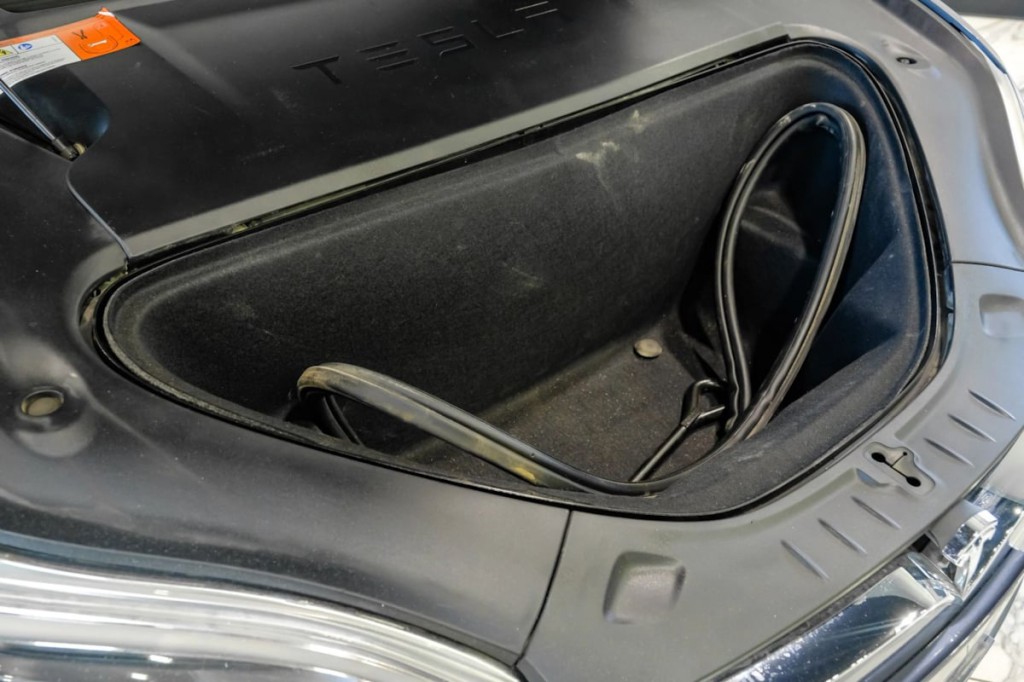 2018 Tesla Model S Image 54