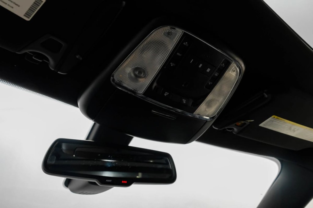 2022 Chrysler 300 Image 42