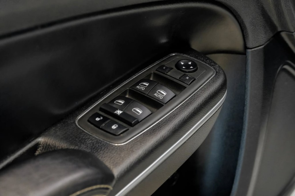 2022 Chrysler 300 Image 56