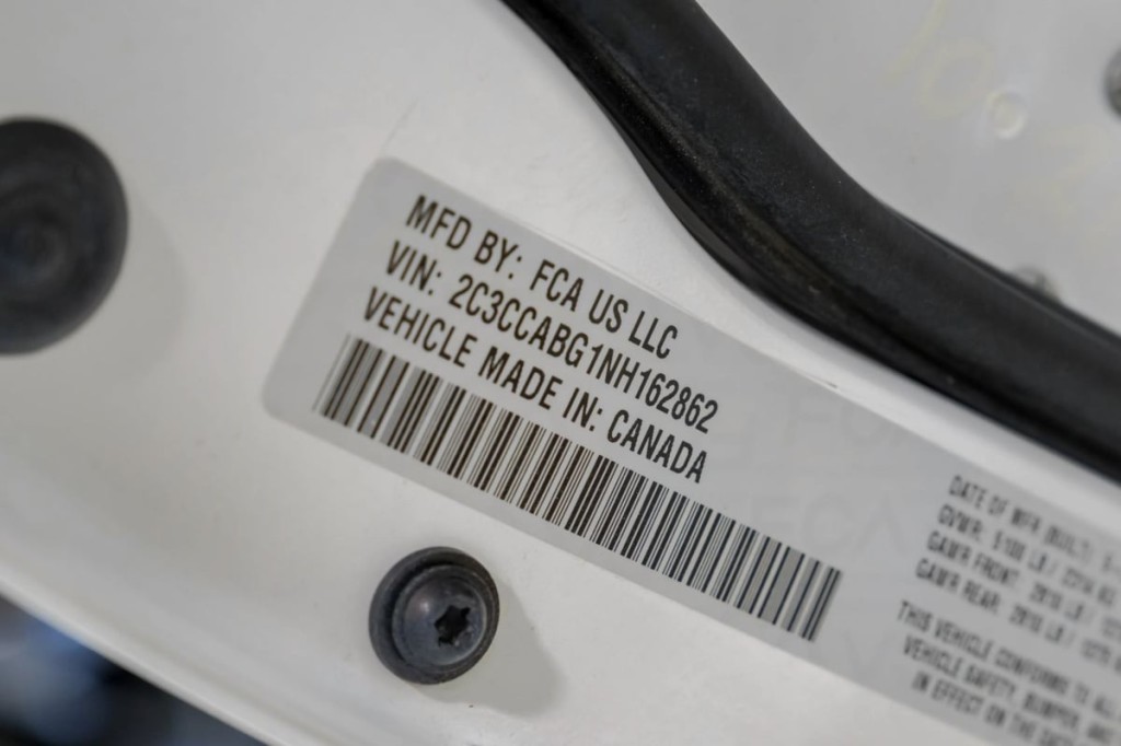 2022 Chrysler 300 Image 69
