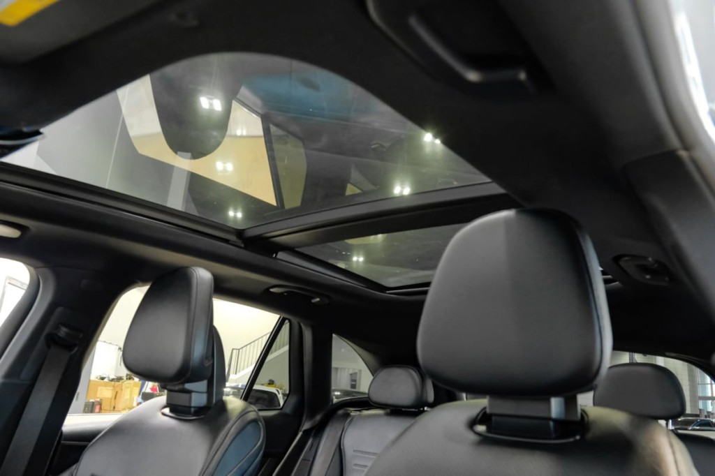2023 Mercedes-Benz GLC-Class Image 6