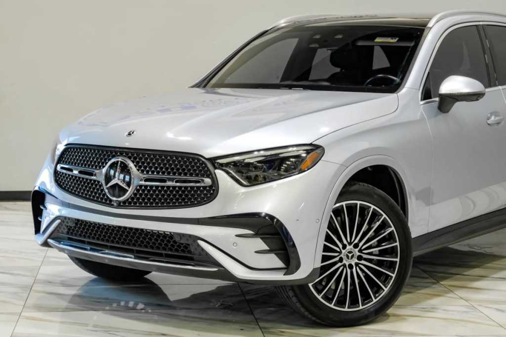 2023 Mercedes-Benz GLC-Class Image 7