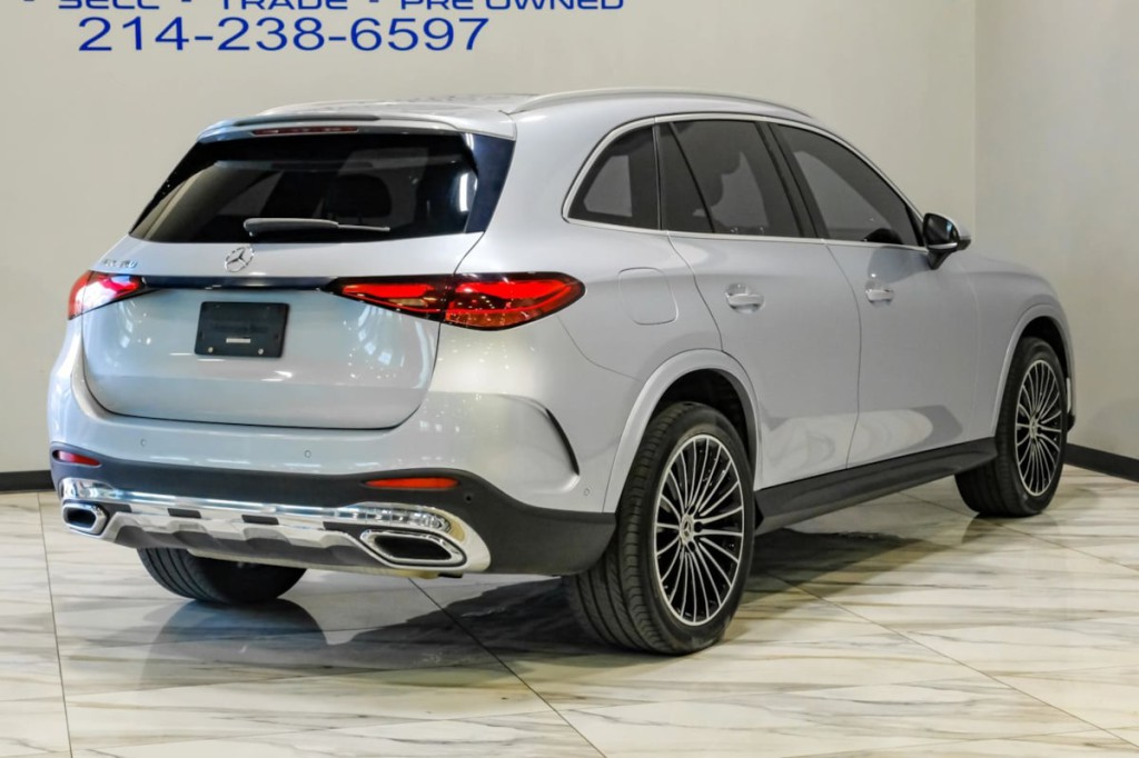 2023 Mercedes-Benz GLC-Class Image 12