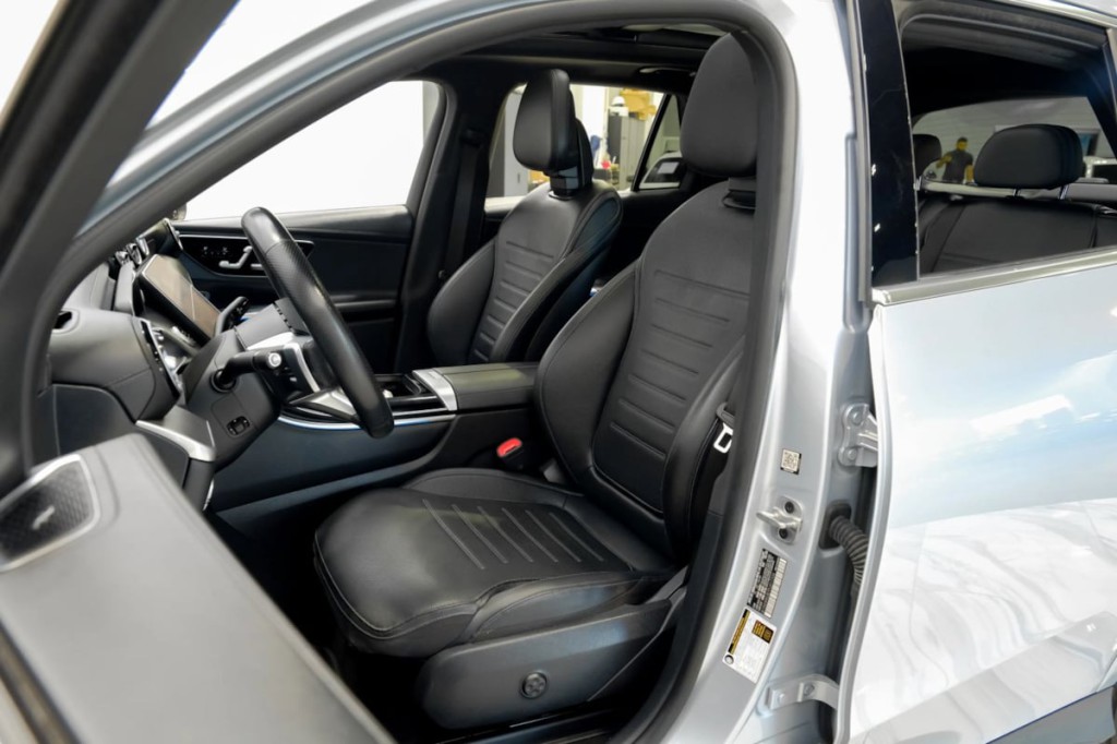2023 Mercedes-Benz GLC-Class Image 39