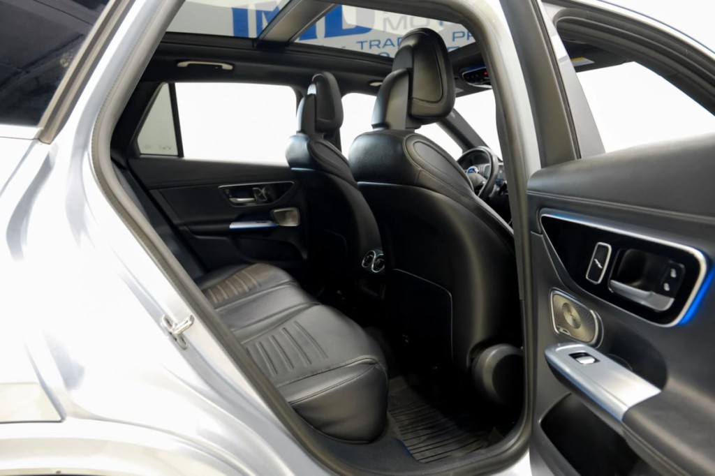 2023 Mercedes-Benz GLC-Class Image 43