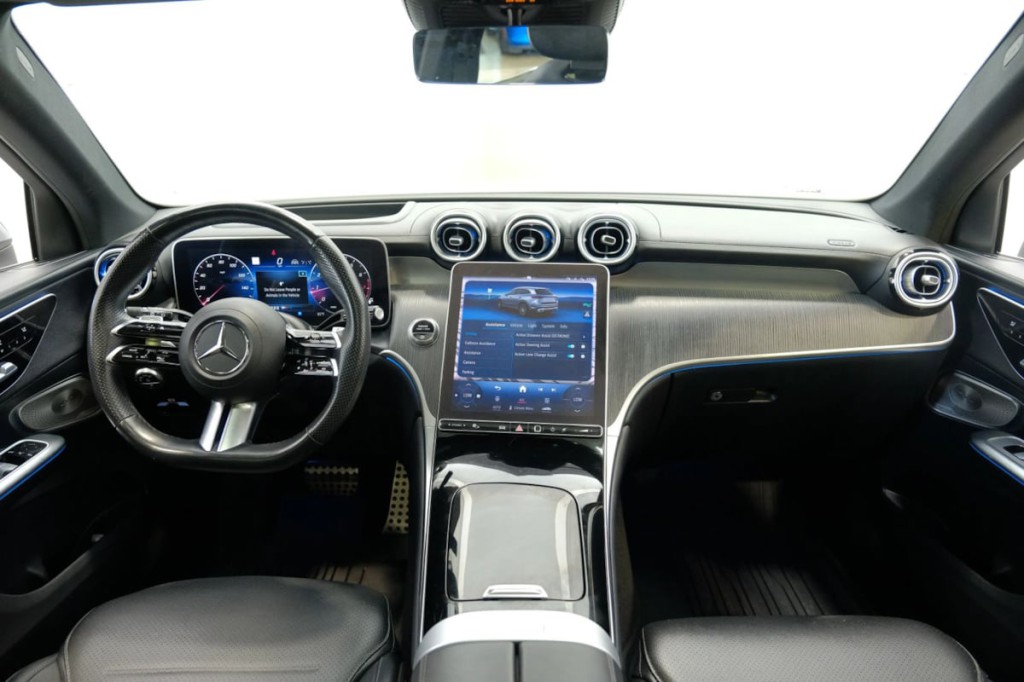 2023 Mercedes-Benz GLC-Class Image 76
