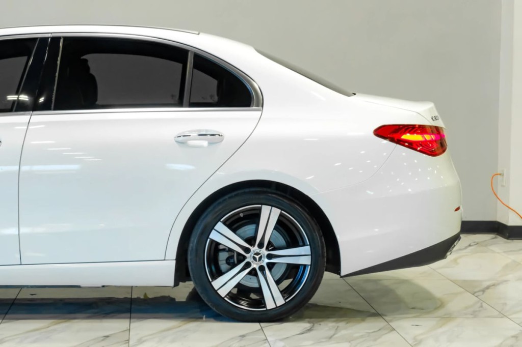 2022 Mercedes-Benz C-Class Image 19