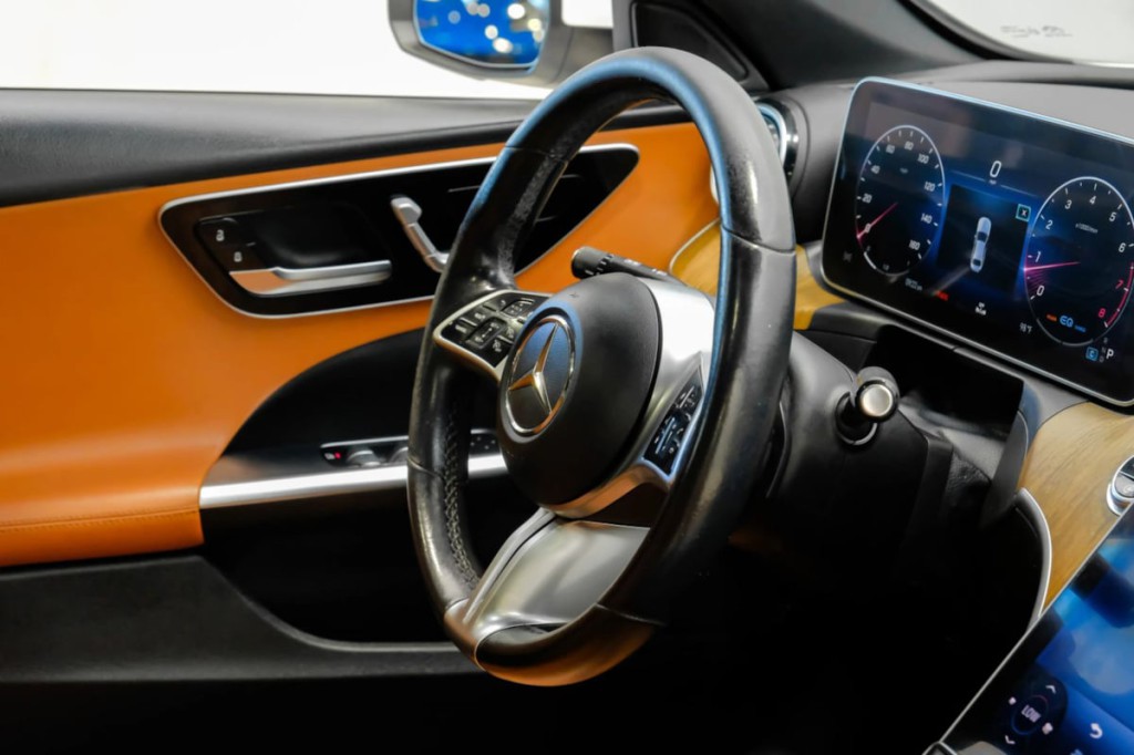 2022 Mercedes-Benz C-Class Image 21