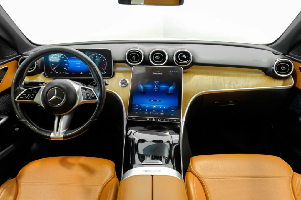 2022 Mercedes-Benz C-Class Image 22
