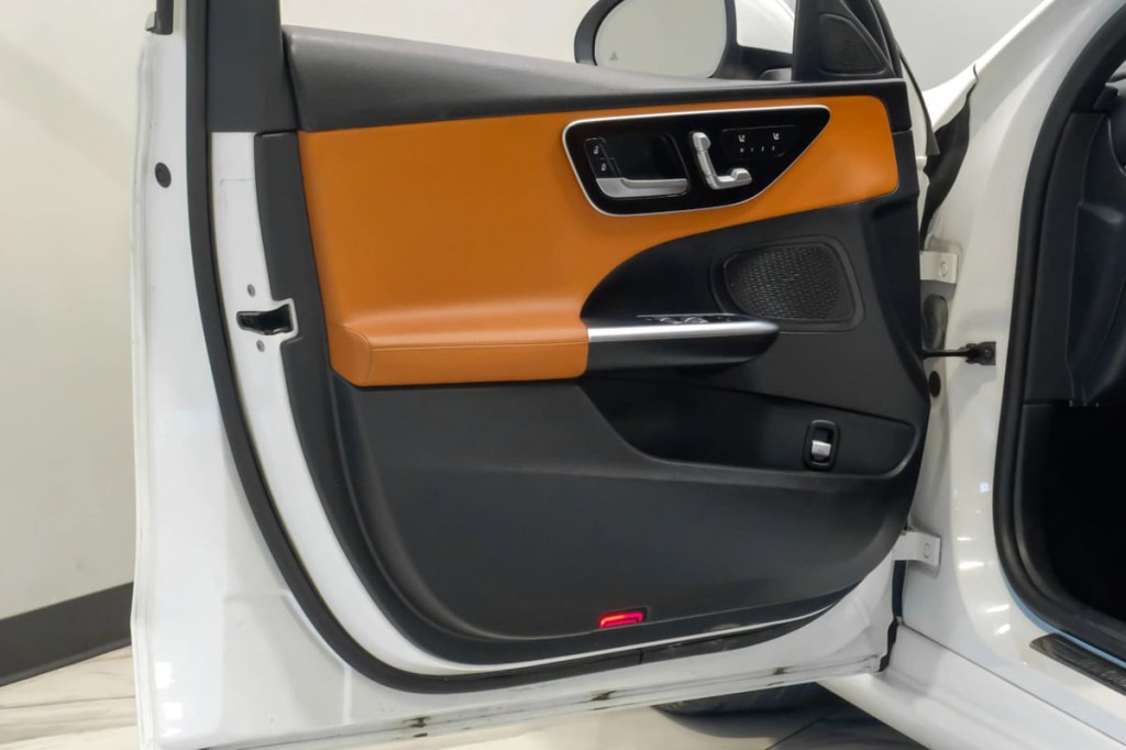 2022 Mercedes-Benz C-Class Image 48
