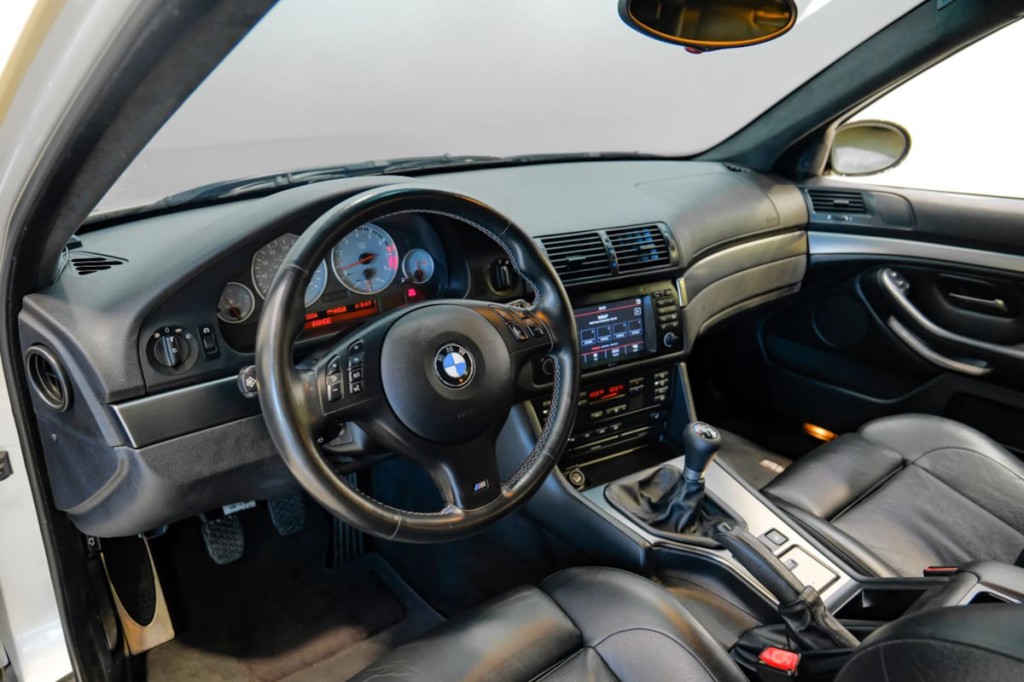 2003 BMW 5 Series Image 4