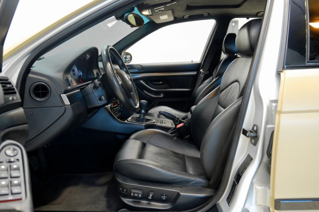 2003 BMW 5 Series Image 5