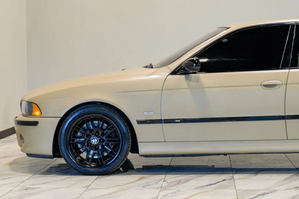 2003 BMW 5 Series Image 18