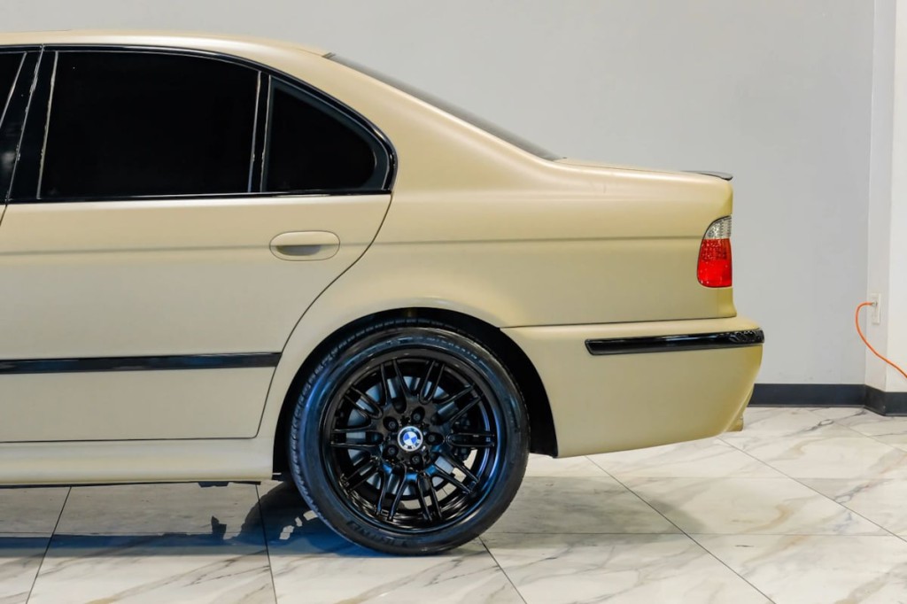 2003 BMW 5 Series Image 19