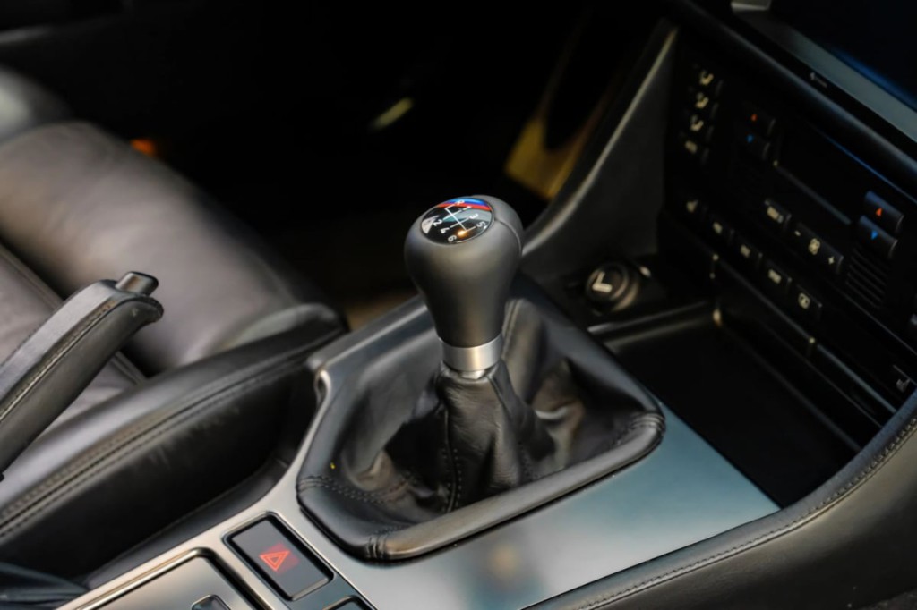 2003 BMW 5 Series Image 32