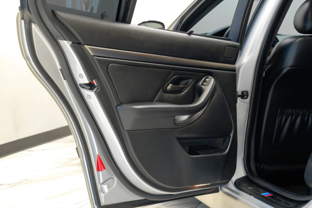 2003 BMW 5 Series Image 55