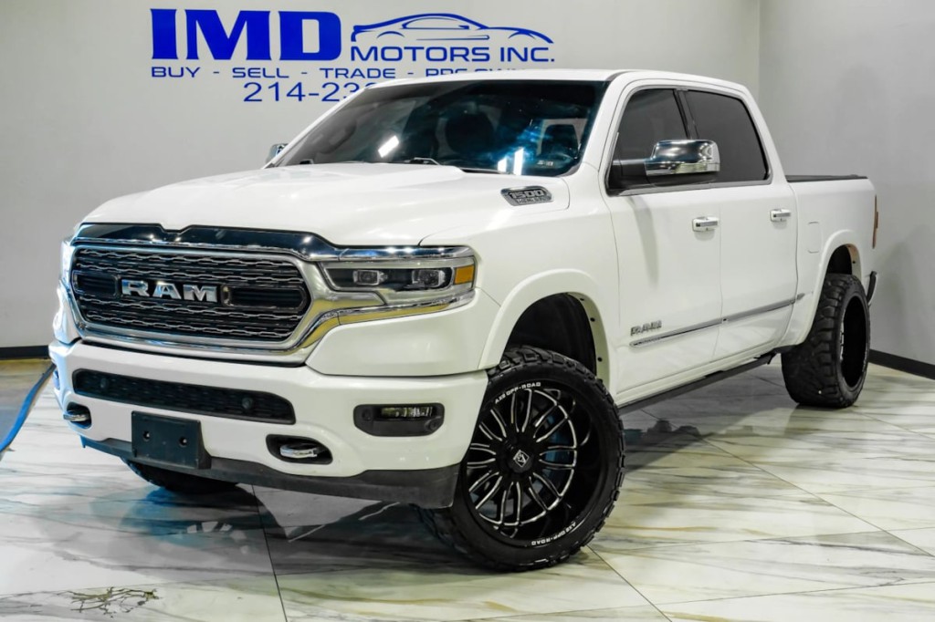2020 RAM 1500 Image 2