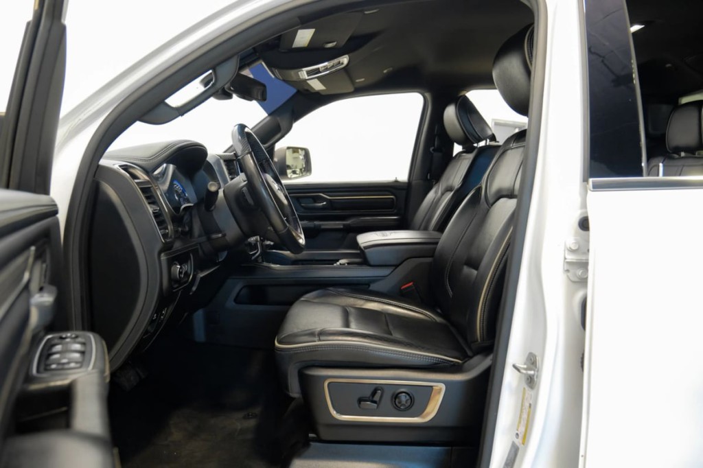 2020 RAM 1500 Image 5