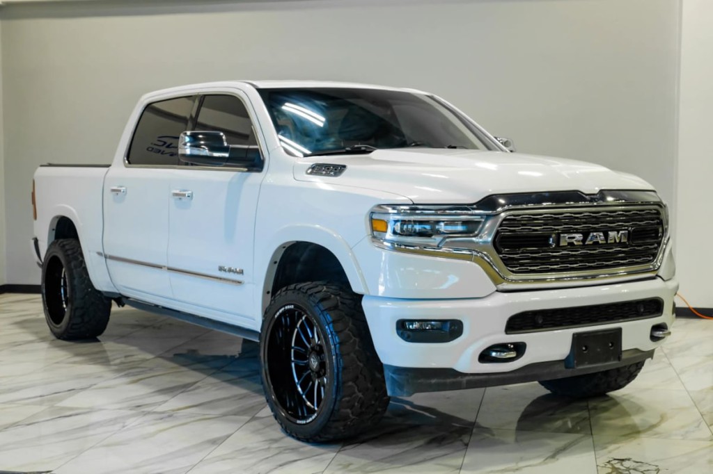 2020 RAM 1500 Image 9