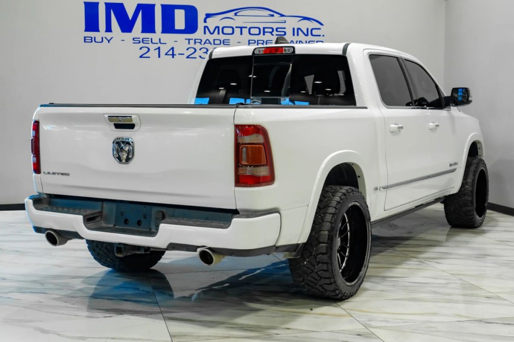 2020 RAM 1500 Image 11