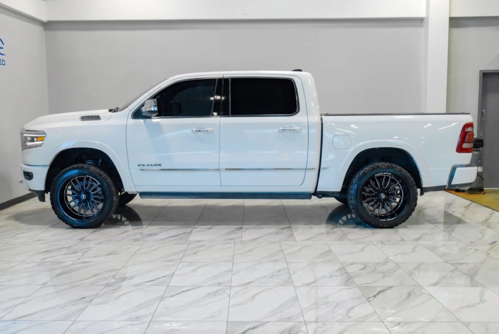2020 RAM 1500 Image 16
