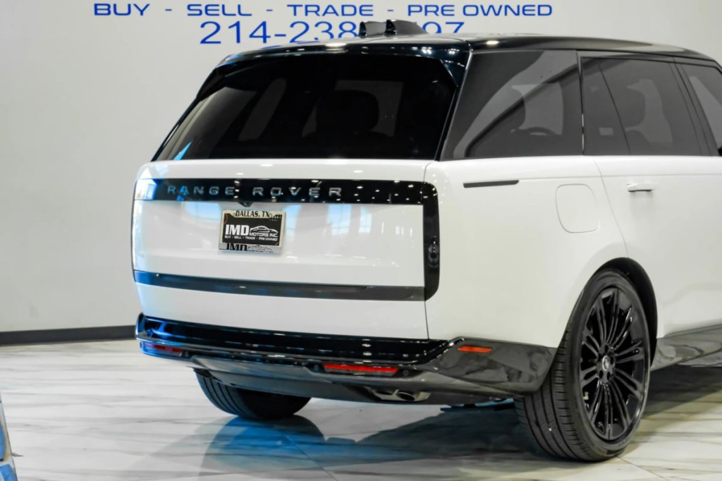 2025 Land Rover Range Rover Image 13