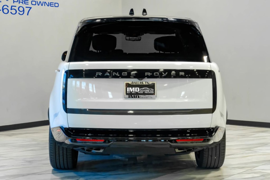 2025 Land Rover Range Rover Image 15