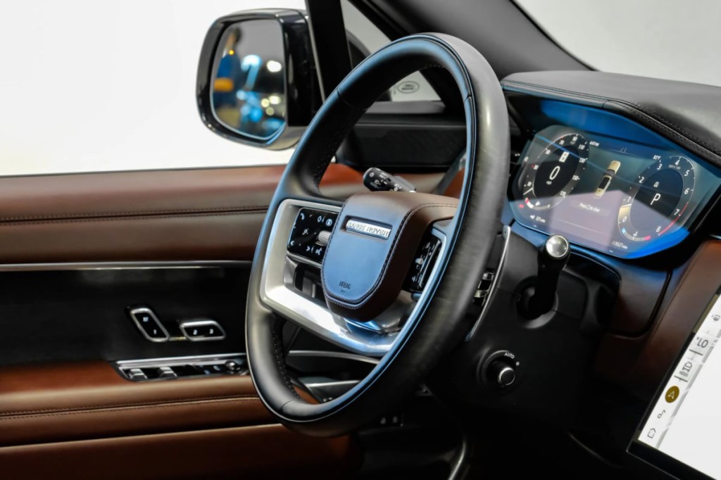 2025 Land Rover Range Rover Image 21
