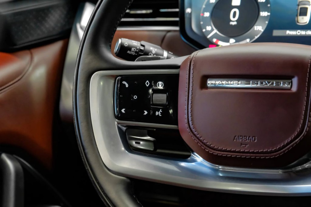 2025 Land Rover Range Rover Image 25