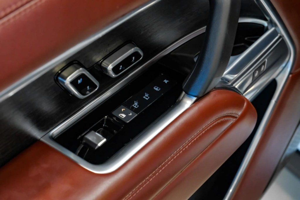 2025 Land Rover Range Rover Image 54