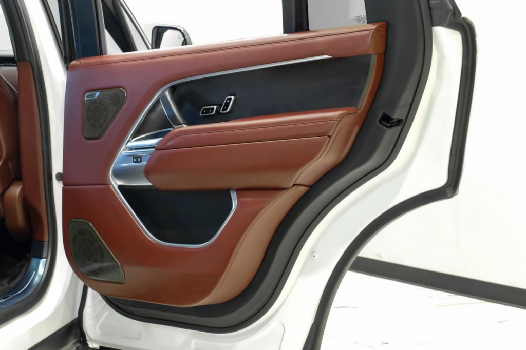 2025 Land Rover Range Rover Image 55