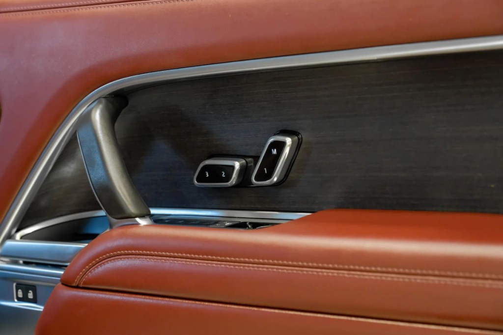 2025 Land Rover Range Rover Image 56
