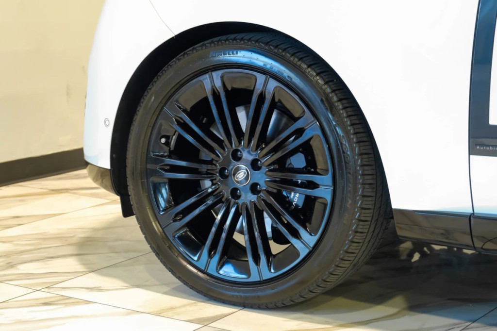 2025 Land Rover Range Rover Image 69