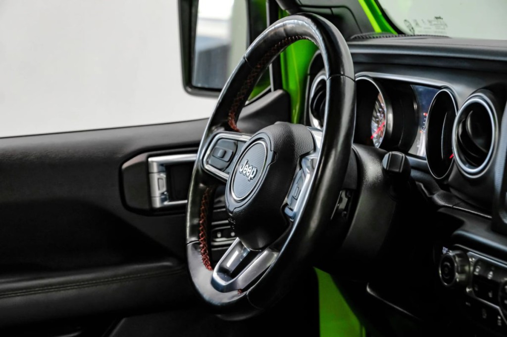 2021 Jeep Gladiator Image 17