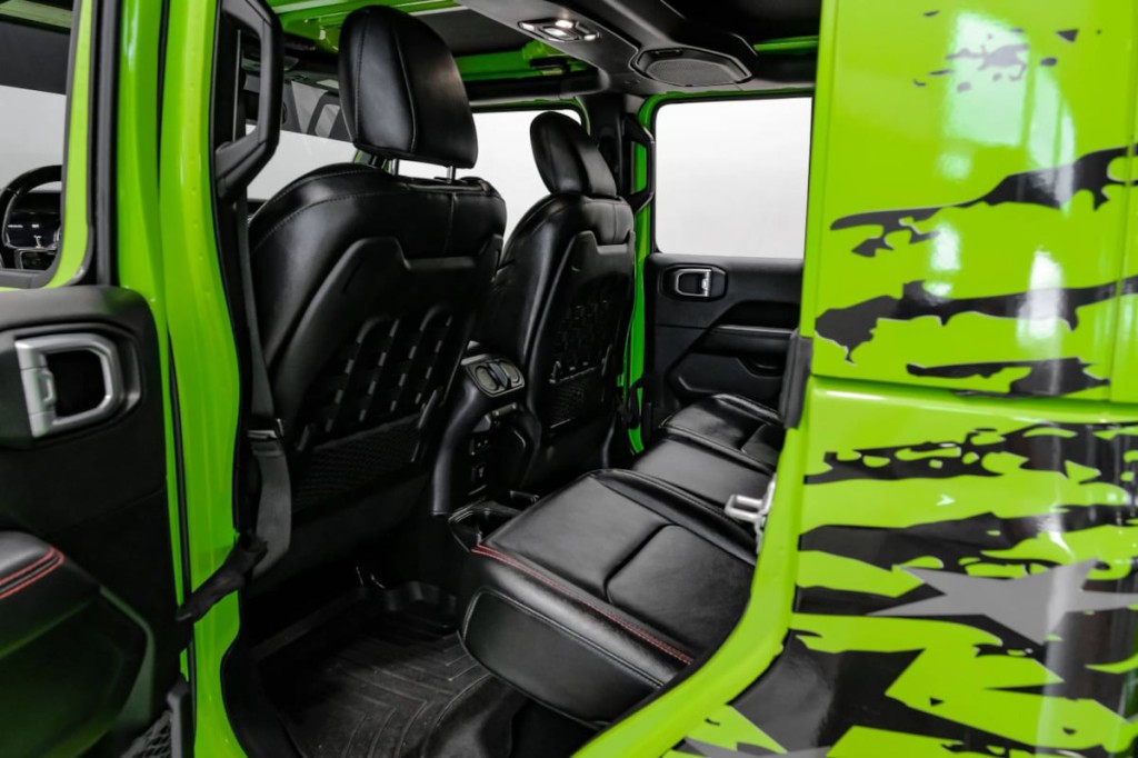 2021 Jeep Gladiator Image 39