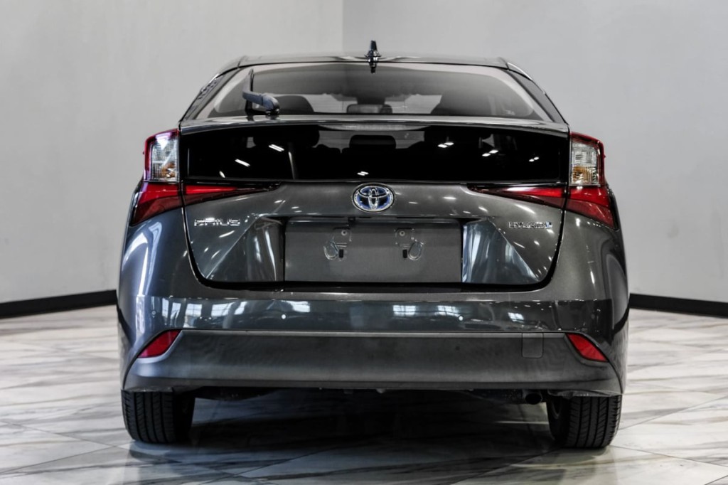 2020 Toyota Prius Image 11