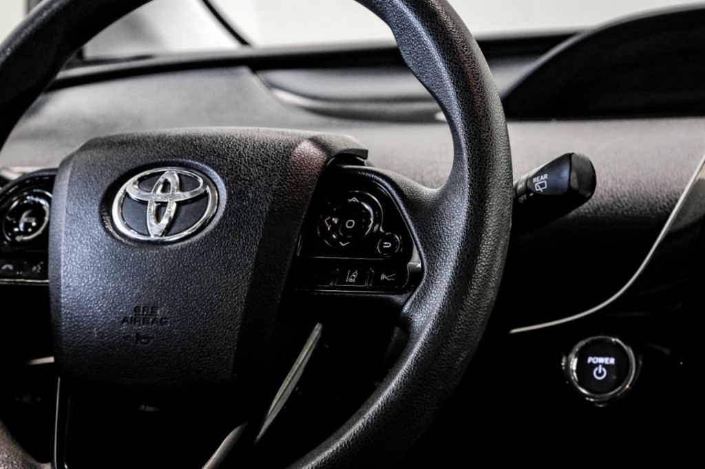 2020 Toyota Prius Image 20