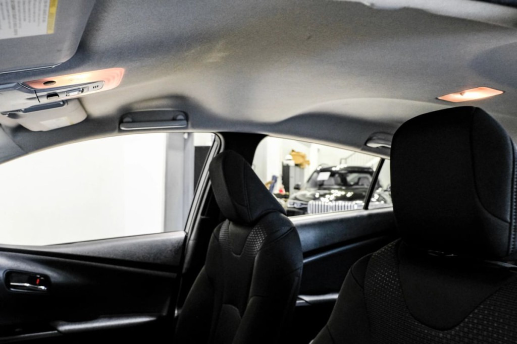 2020 Toyota Prius Image 27