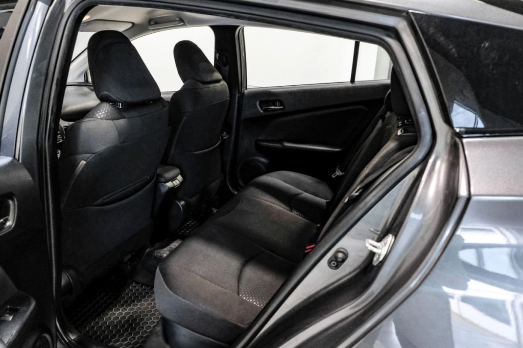 2020 Toyota Prius Image 33