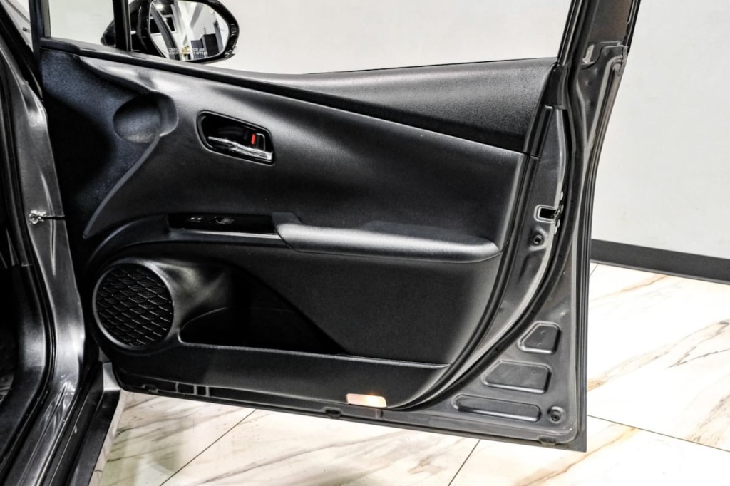 2020 Toyota Prius Image 39