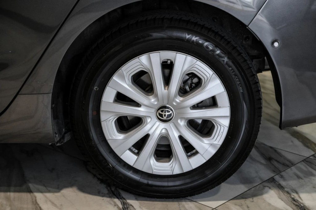 2020 Toyota Prius Image 52