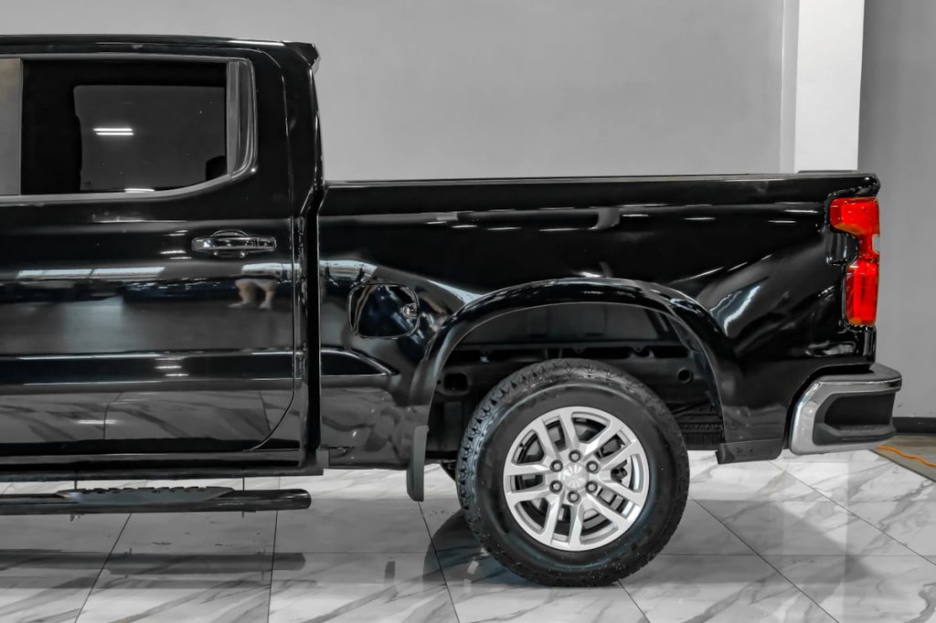 2021 Chevrolet Silverado 1500 Image 18
