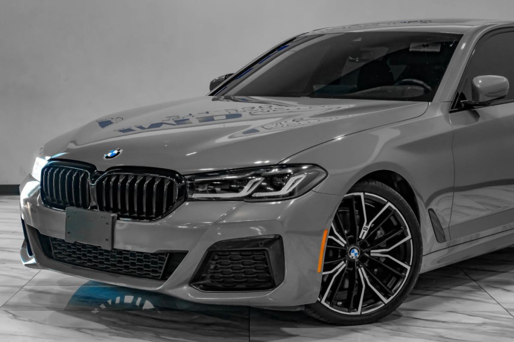 2021 BMW 5 Series Image 7