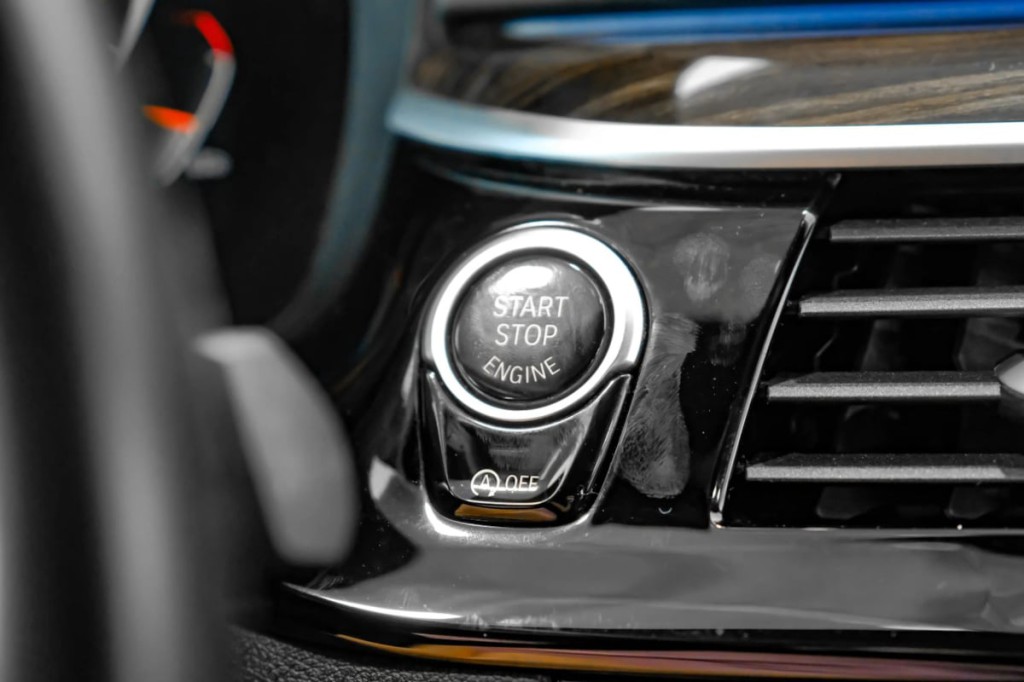2021 BMW 5 Series Image 29