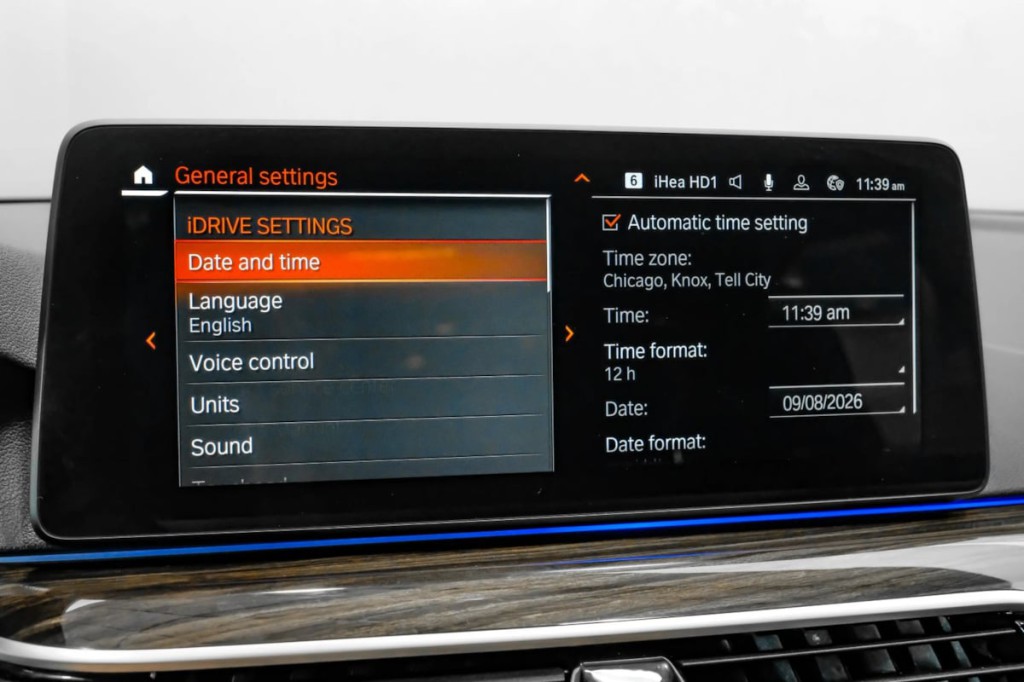 2021 BMW 5 Series Image 38