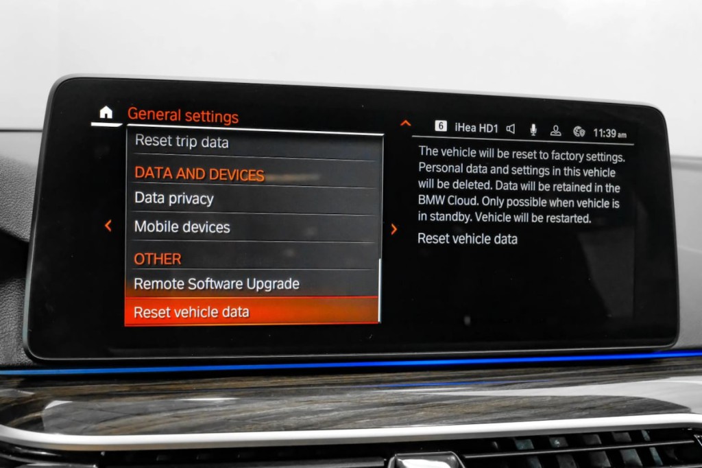 2021 BMW 5 Series Image 40